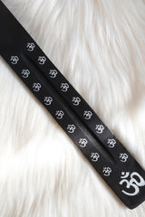 Renkli Aum Sembollü Ahşap Çubuk Tütsülük