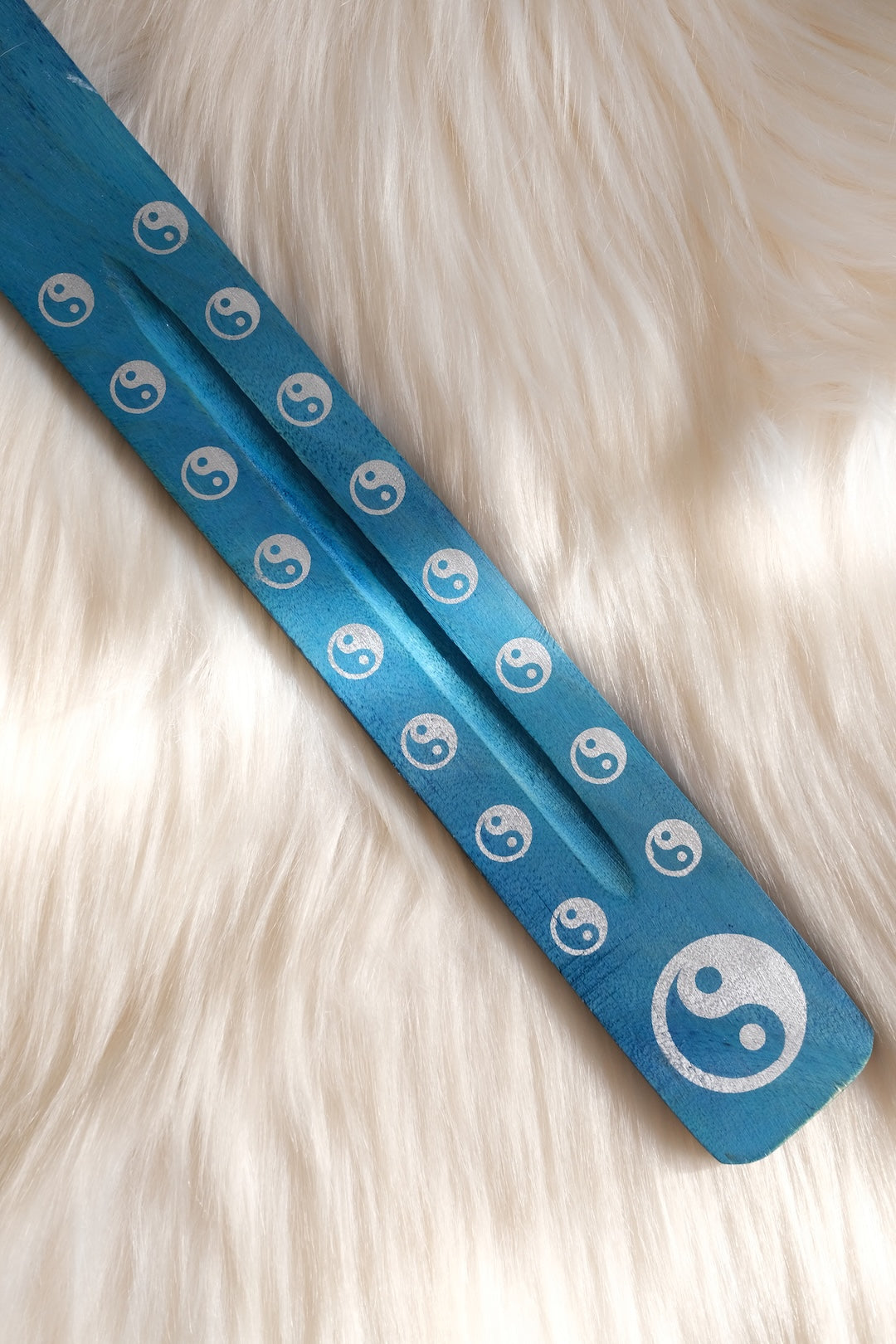 Renkli Yin Yang Sembollü Ahşap Çubuk Tütsülük