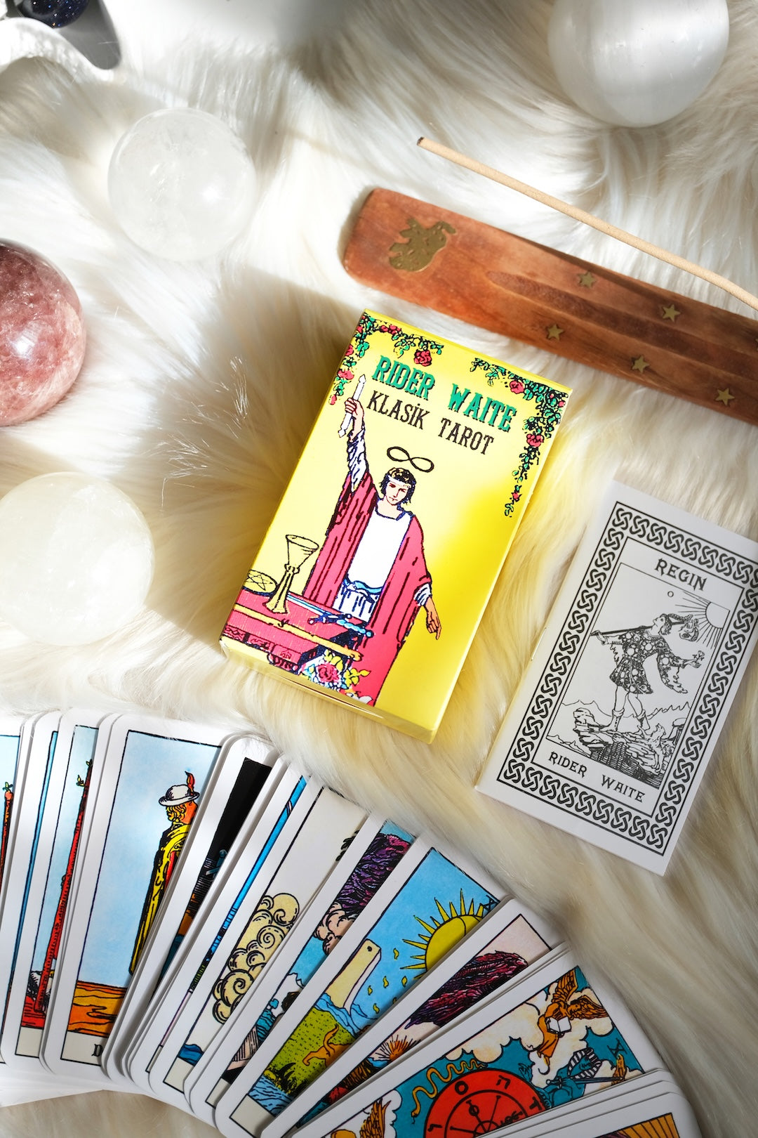 Klasik Tarot Destesi
