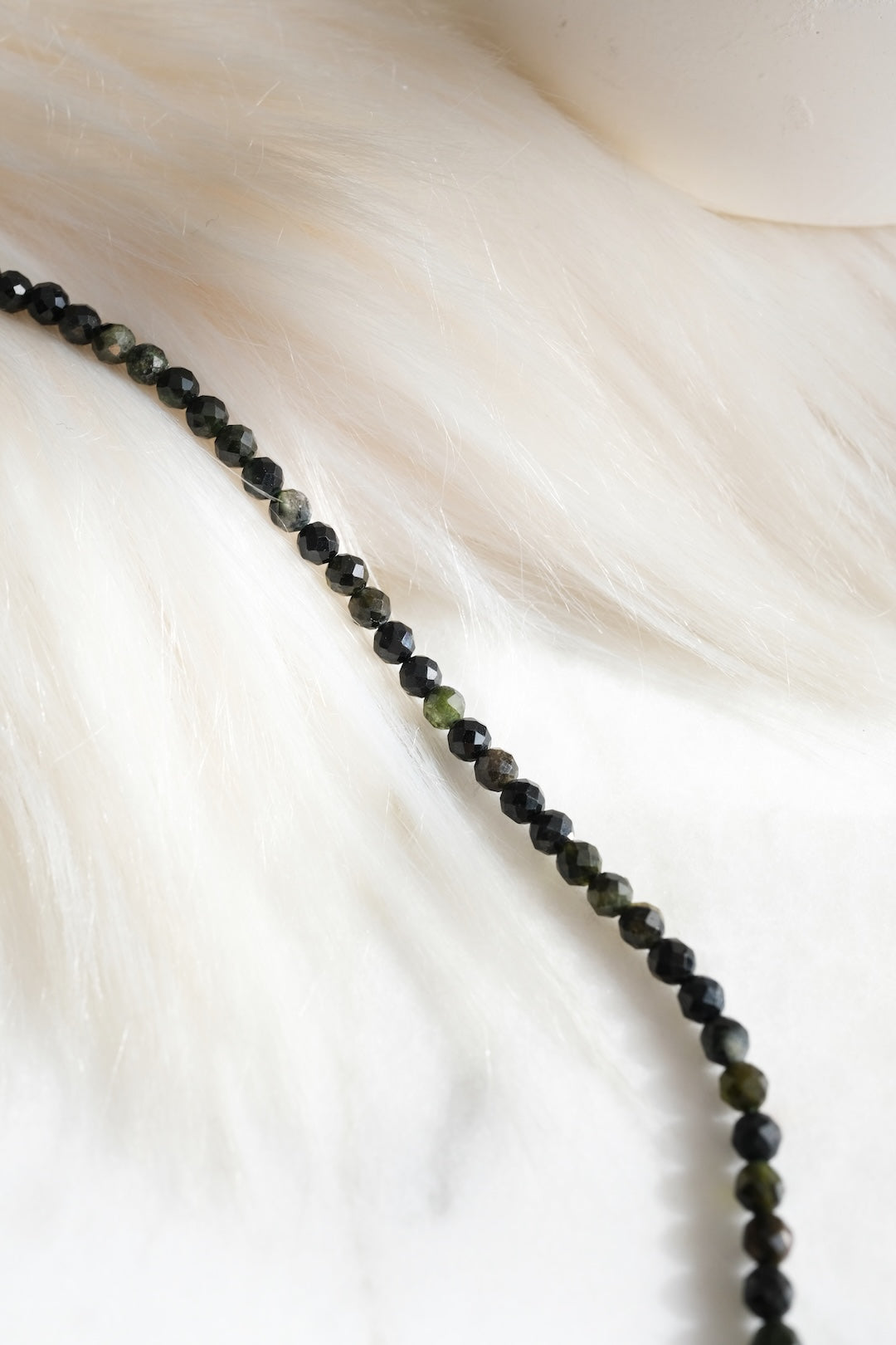 Obsidyen Faset Doğaltaş Kolye