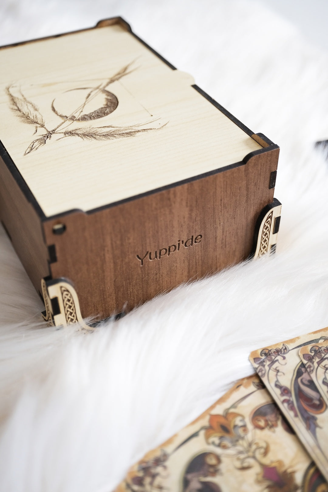 İşlemeli Tarot Deste Kutusu