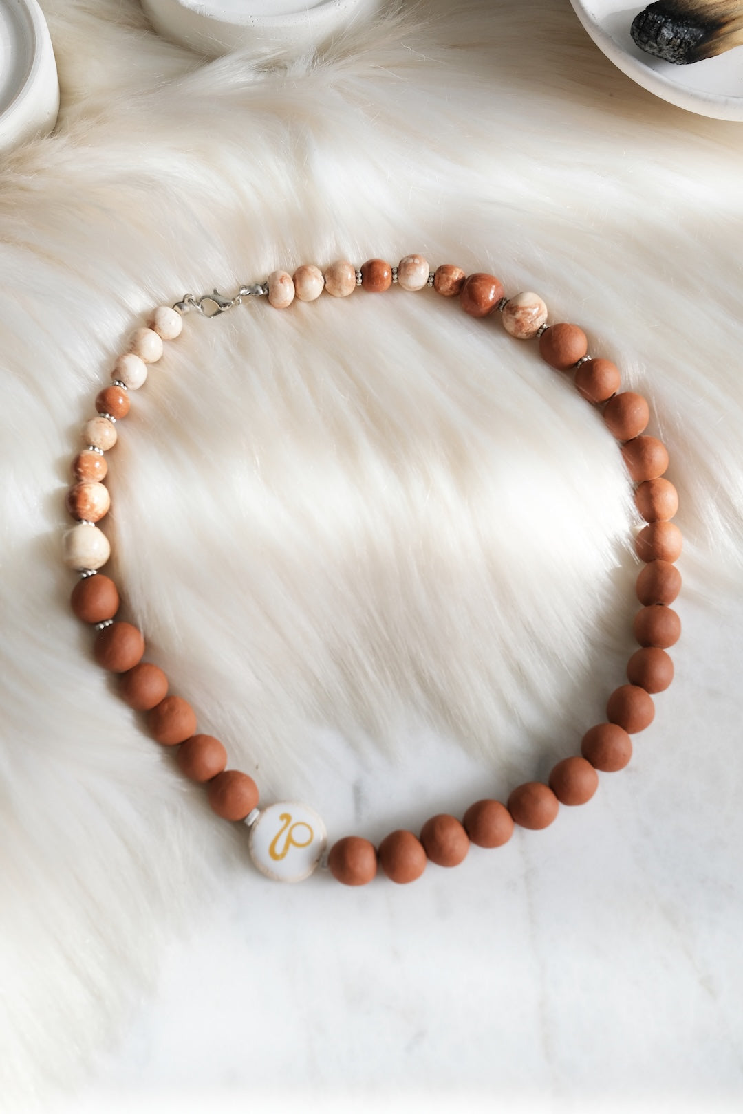 Aslan Burcu Toprak Tasarım Kolye