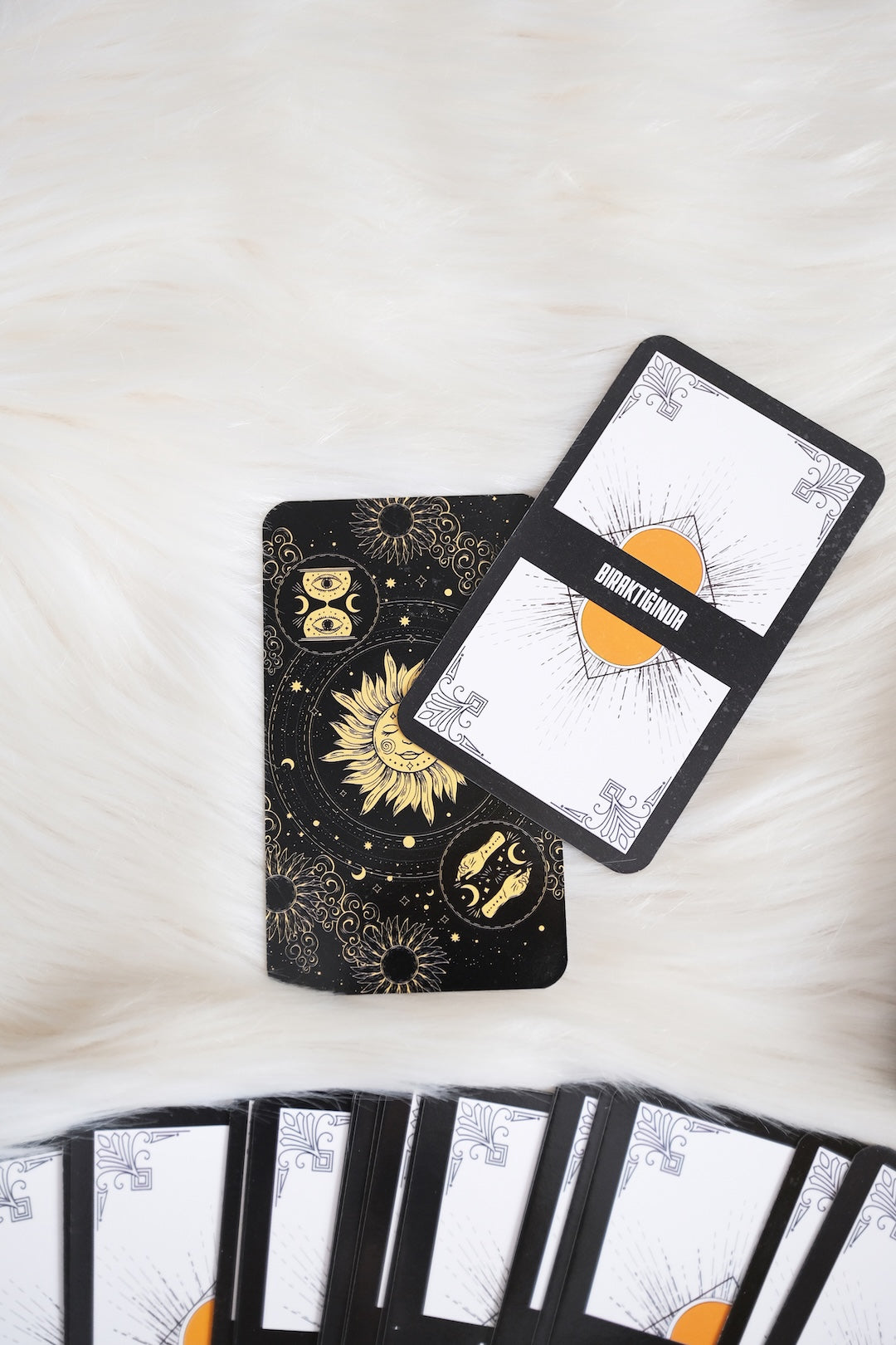 Kozmik Zamanlama Tarot Destesi